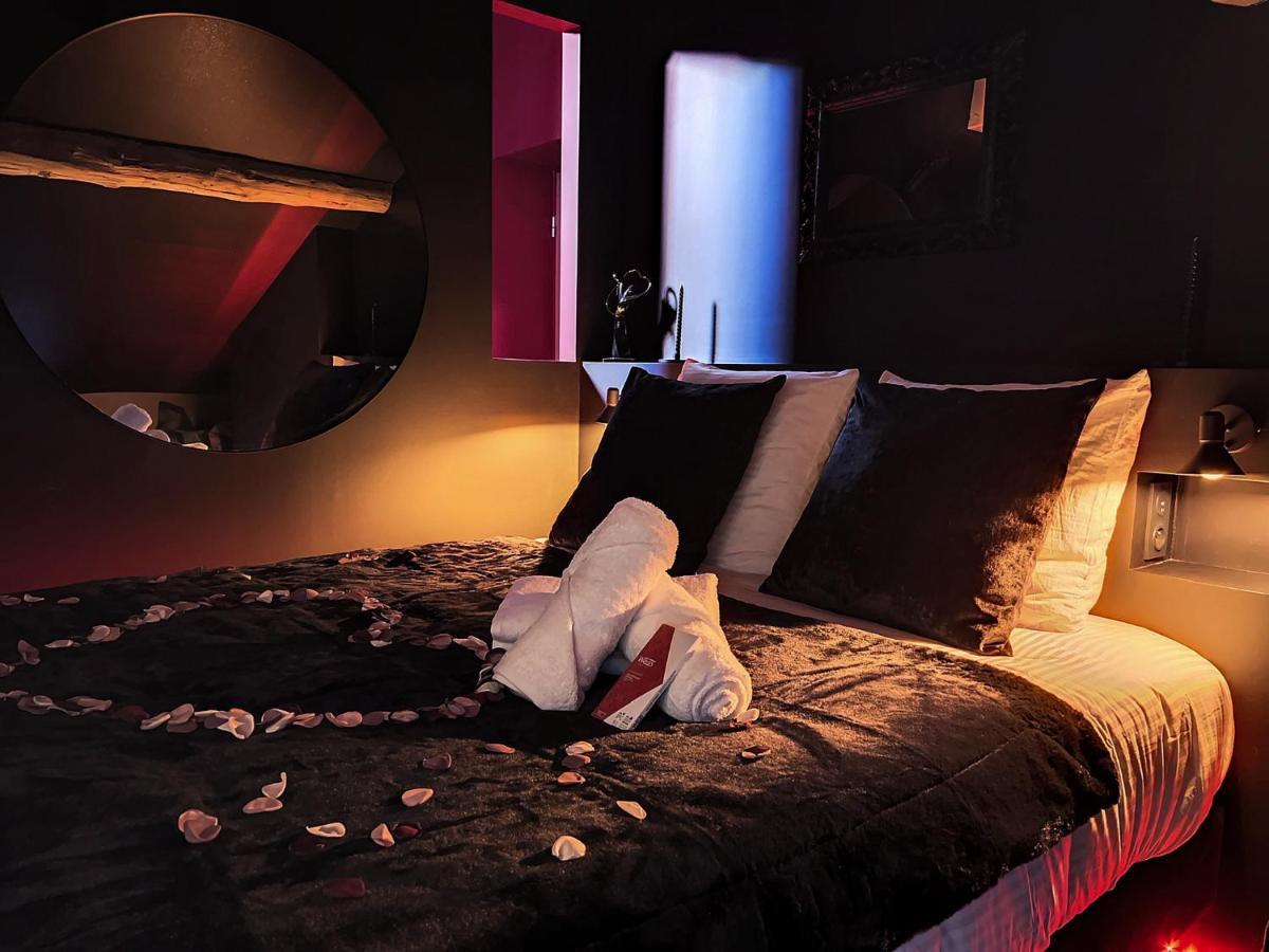 Suite Privative Rouge Baiser - Spa & Jacuzzi - Love Room A Saint Etienne 外观 照片